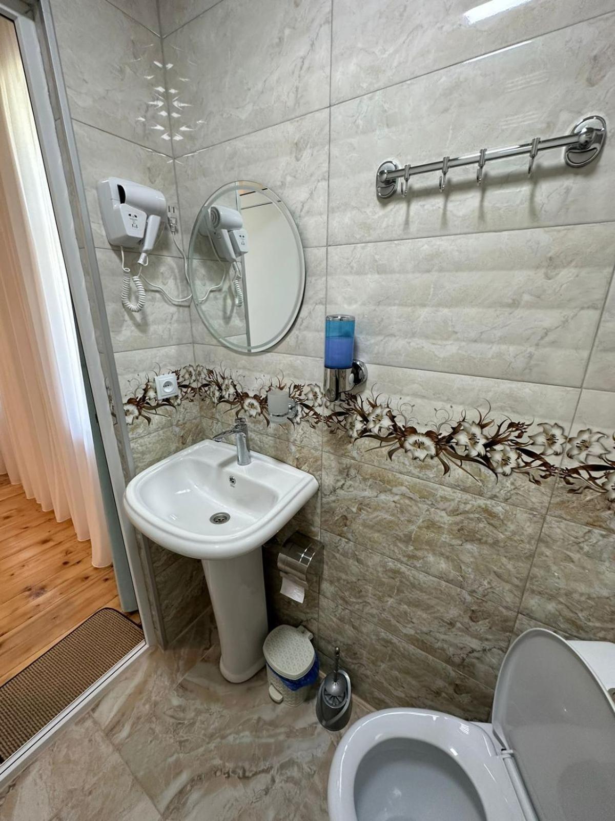 Hotel Polaris Kazbegi Zewnętrze zdjęcie